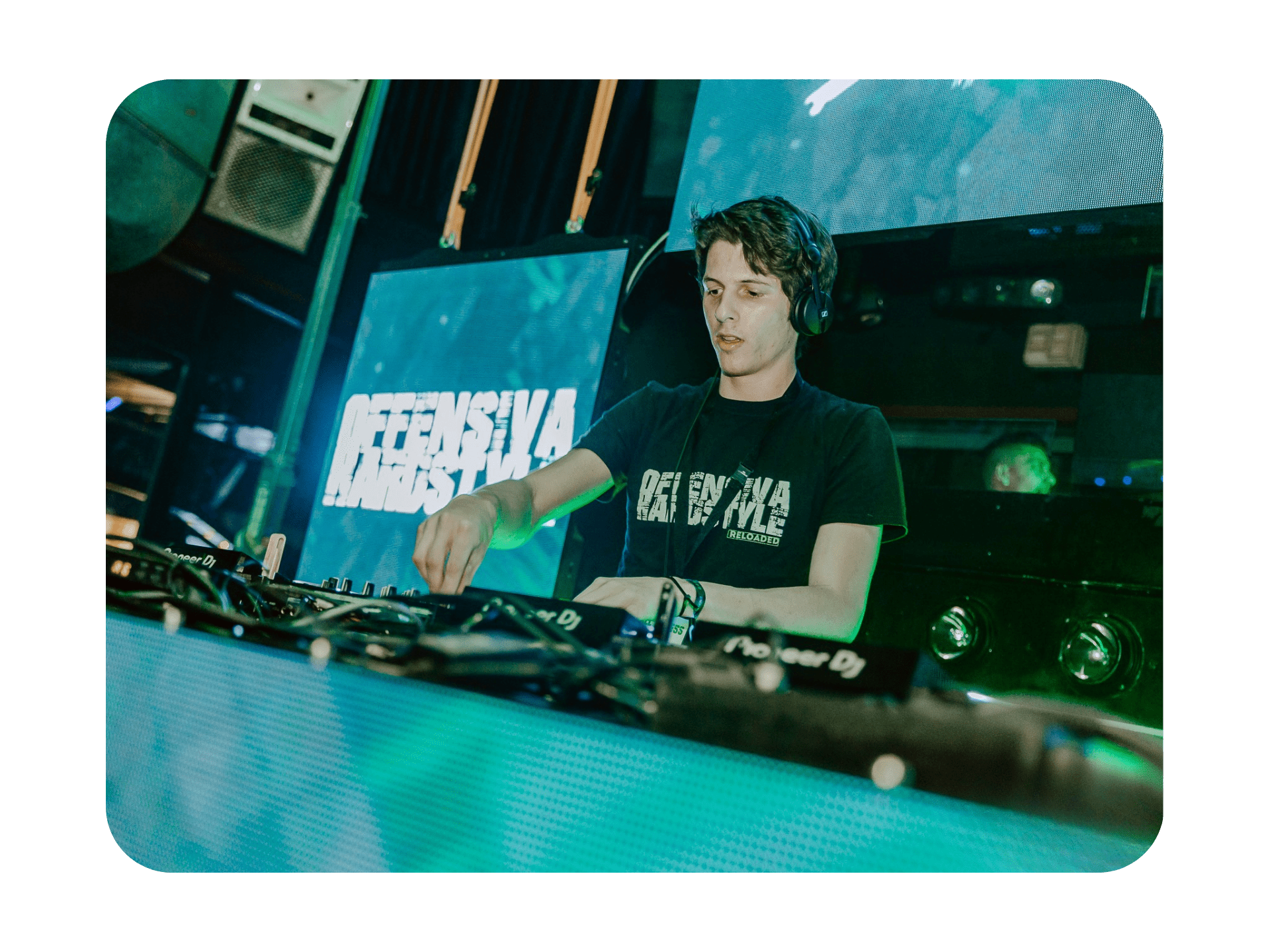 Nightcrowd DJ Blackout