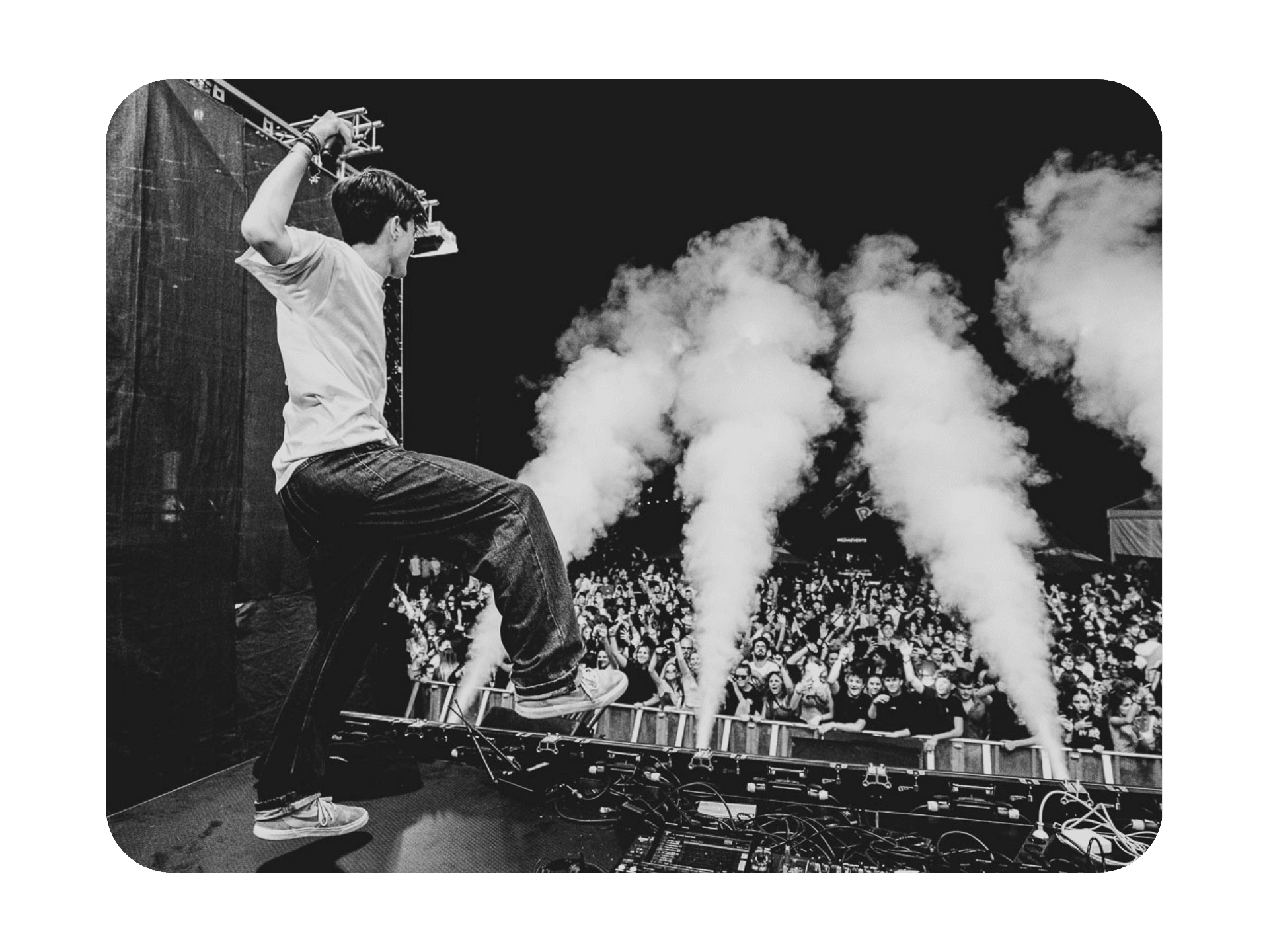 Nightcrowd DJ Solestic